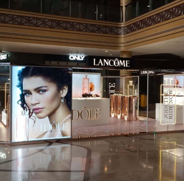 LANCOME – IDOLE PODIUM