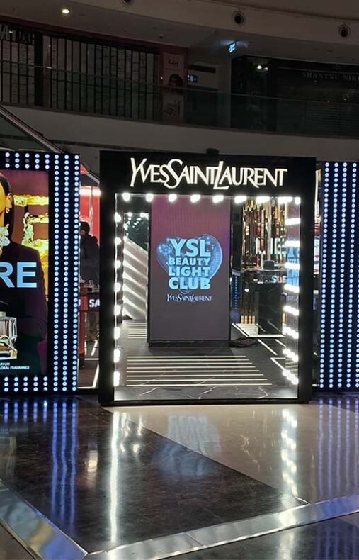 YSL – BEAUTY CLUB PODIUM