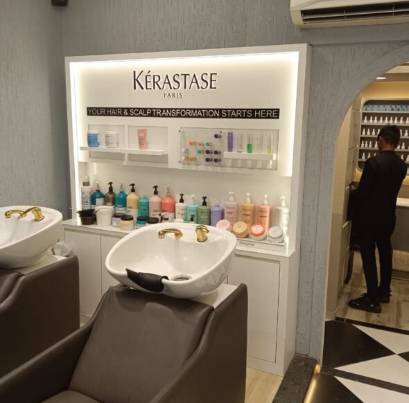 SALON AND SPA RETAIL UNITS